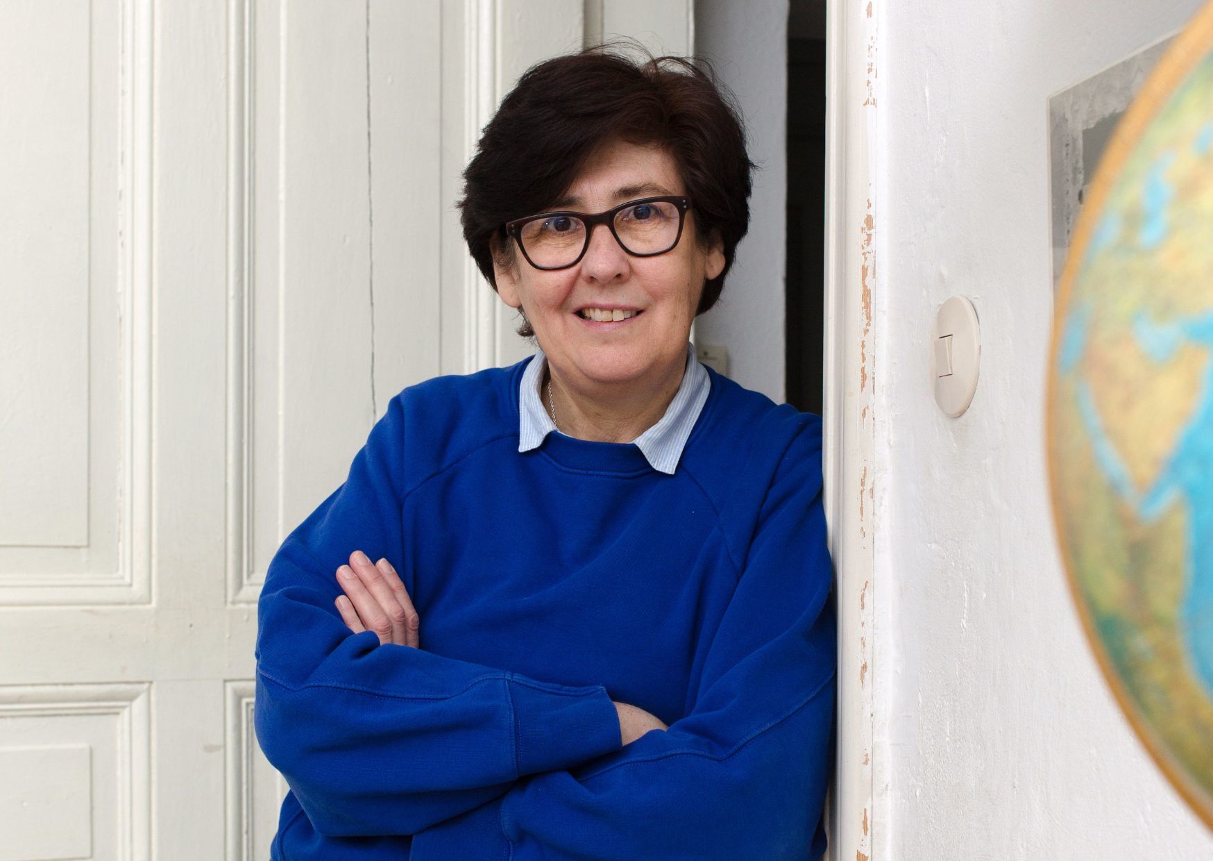 Das Bild zeigt ein Porträt von Sabine Balke Estremadoyro.